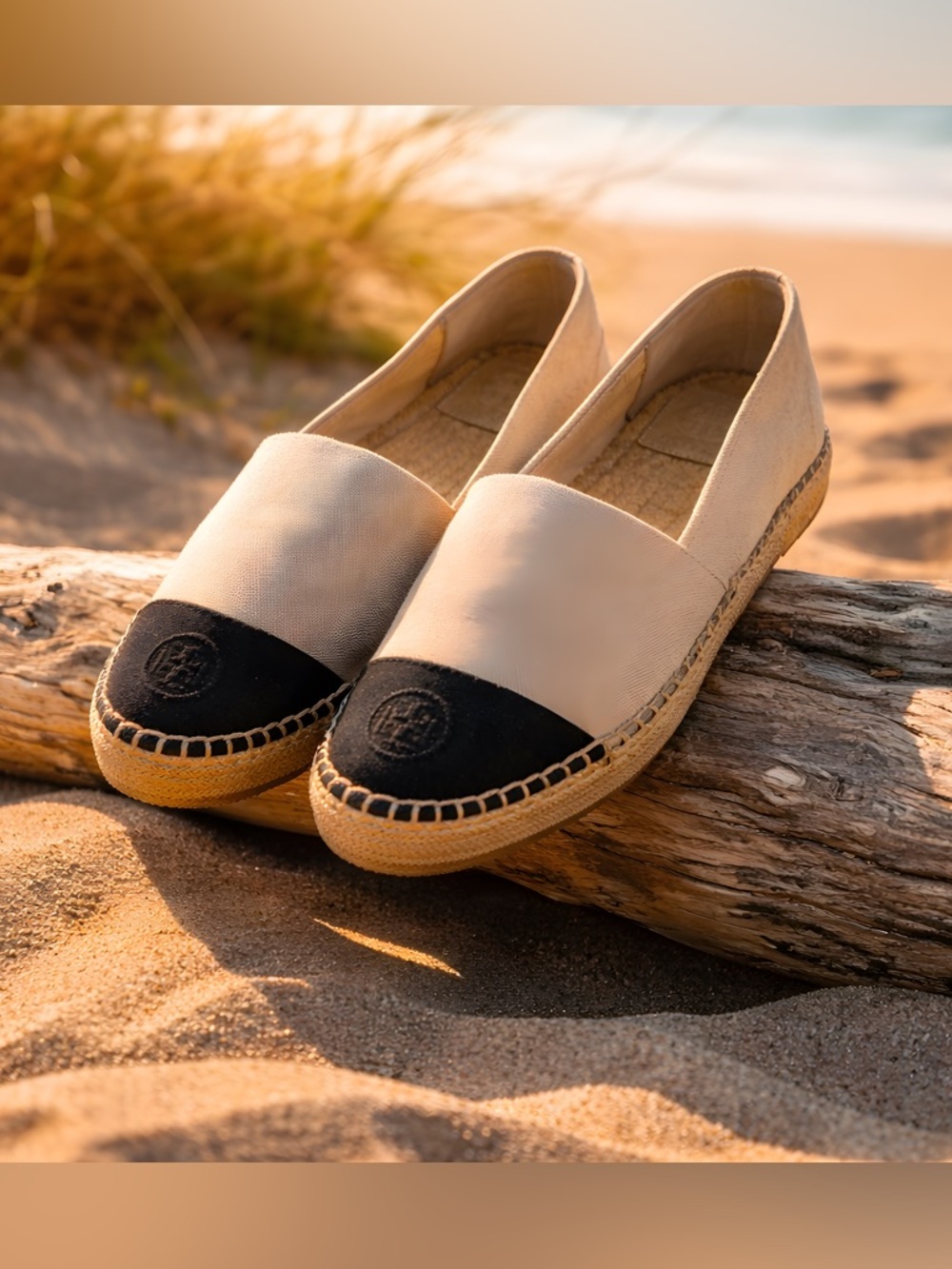 Tory Burch Women's Black and Cream Espadrilles